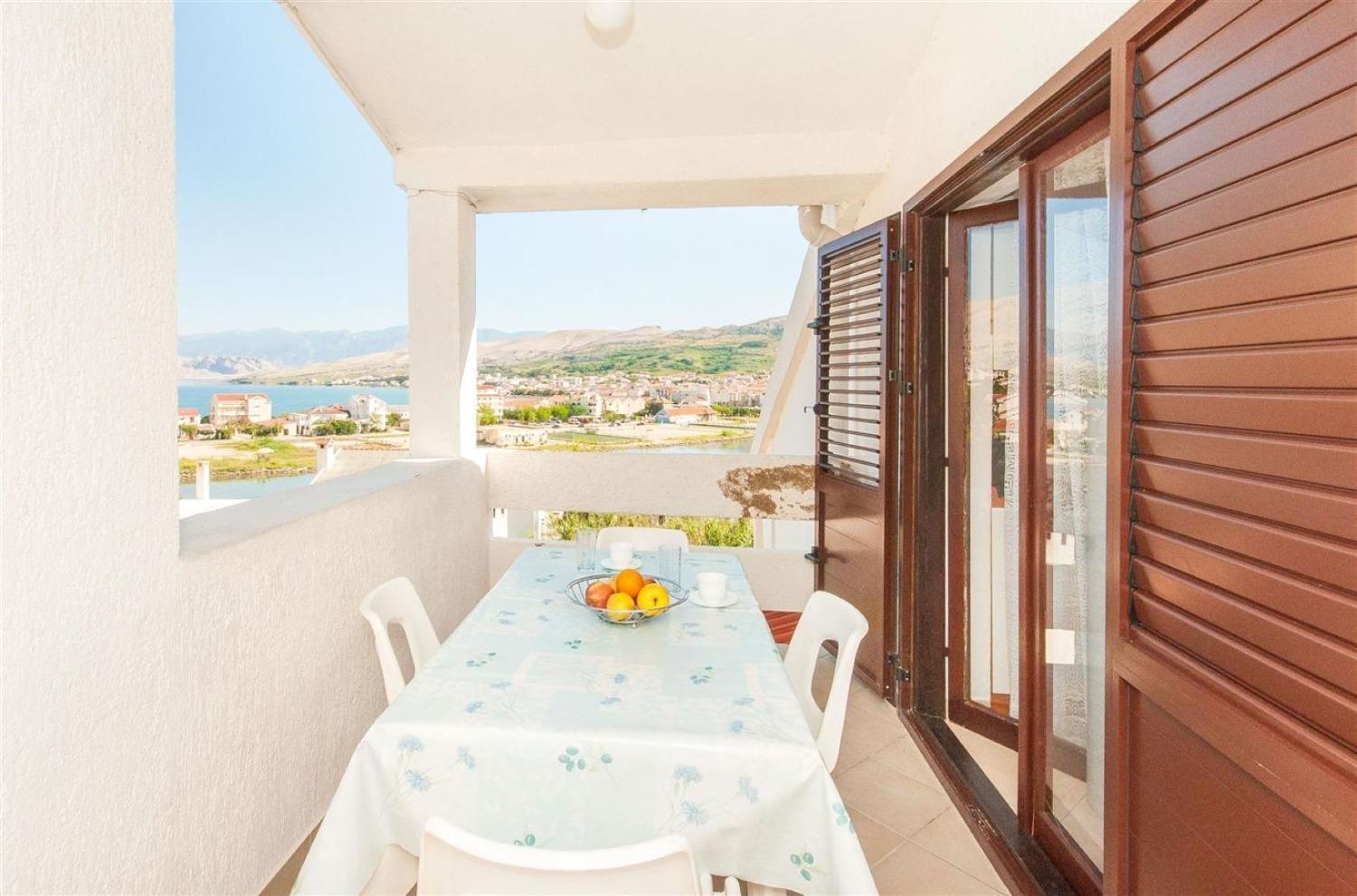 Apartments Mate - Free Parking Паг Экстерьер фото