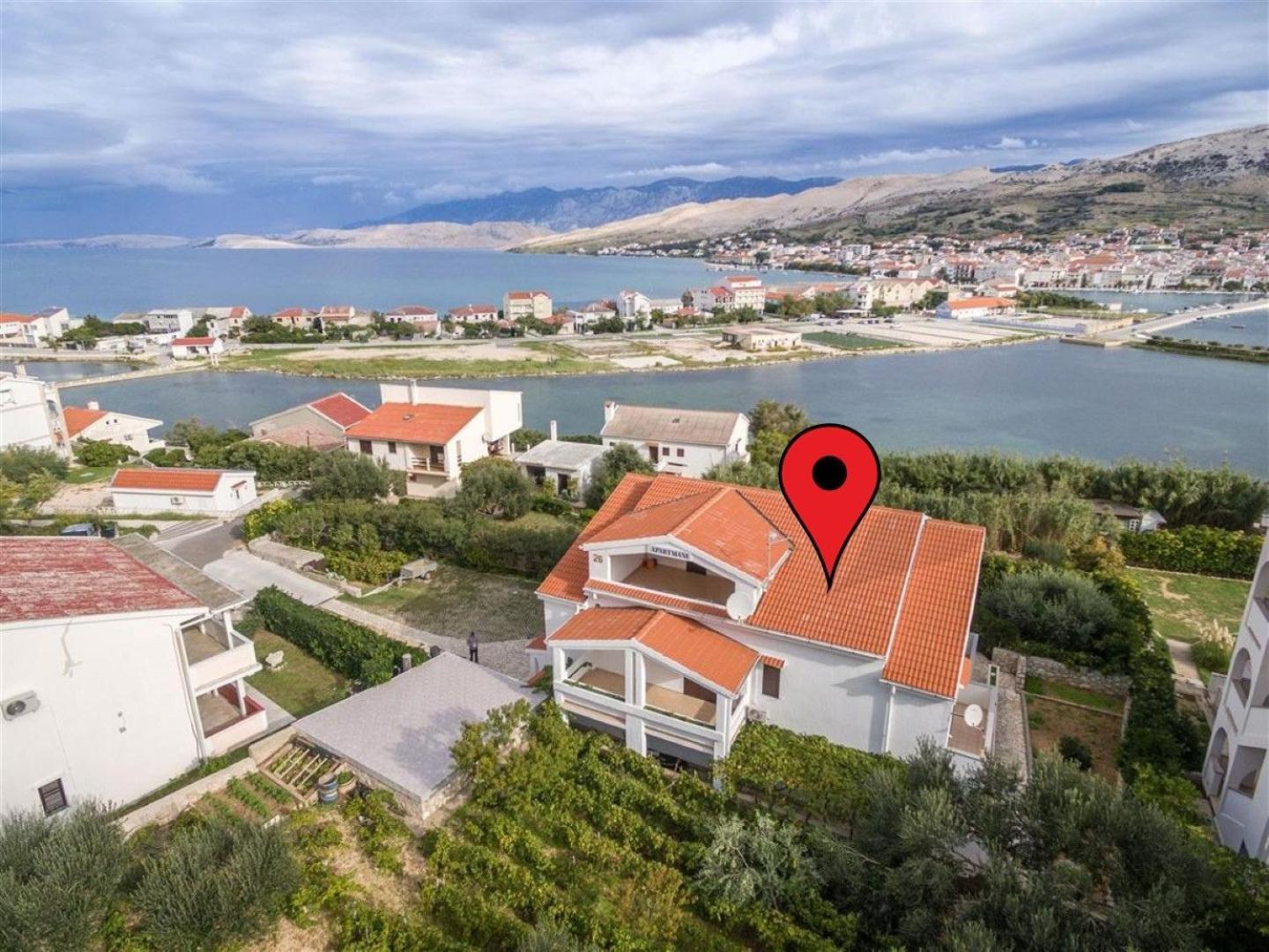 Apartments Mate - Free Parking Паг Экстерьер фото